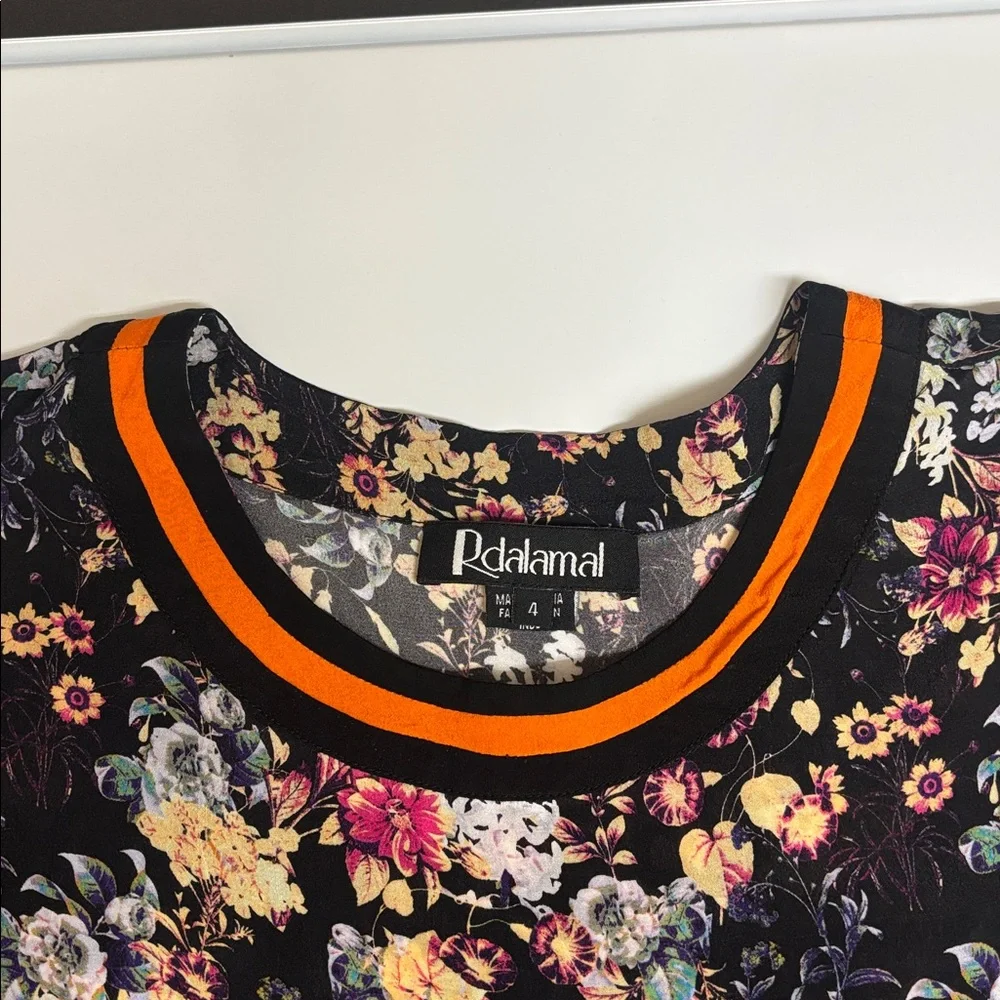 Anthropologie Rdalamal Black Floral Blouse Size 4 - Picture 5 of 7